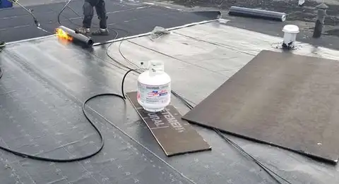 Flat roofing work completed in Toronto
