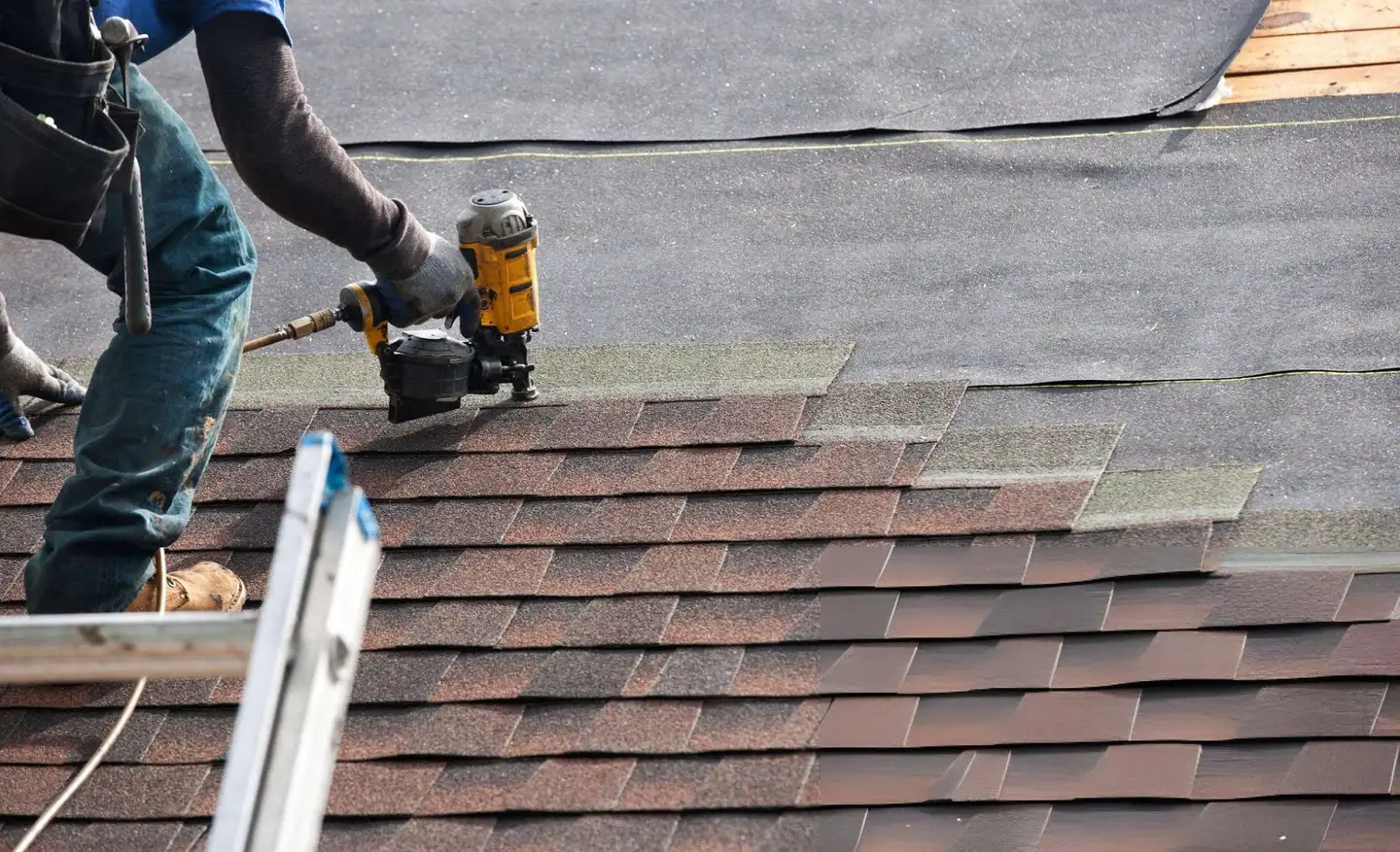 Asphalt shingle roofing installation on a Toronto home